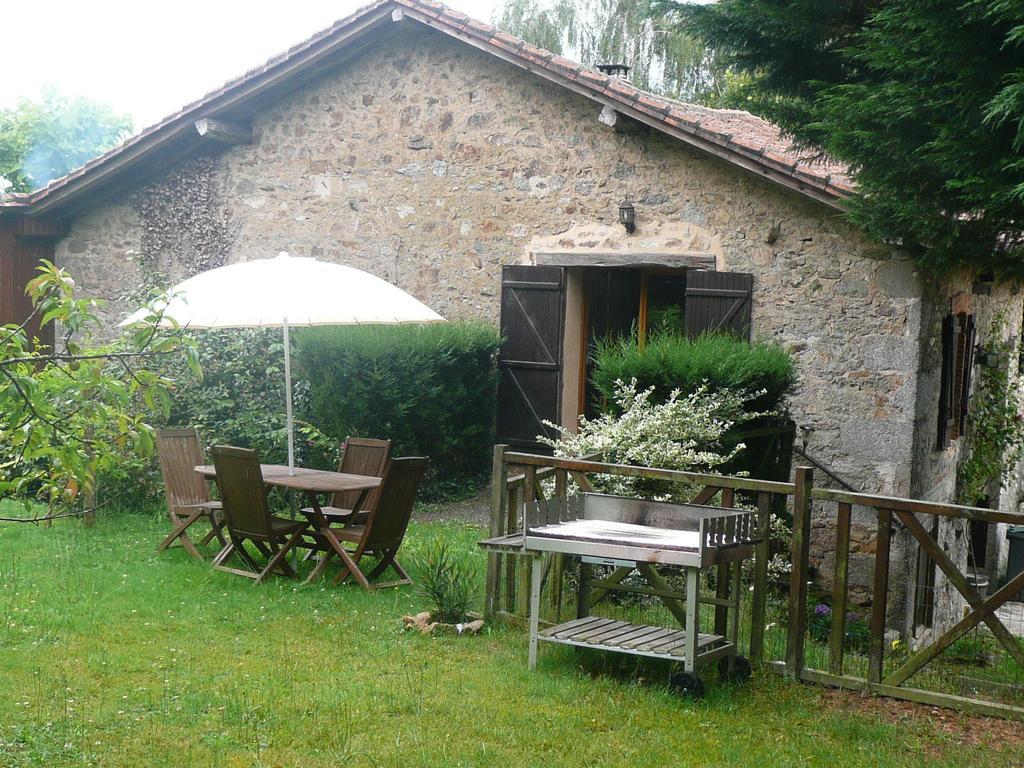 Chambres D'Hotes D'Antardieu Saint-Junien Δωμάτιο φωτογραφία